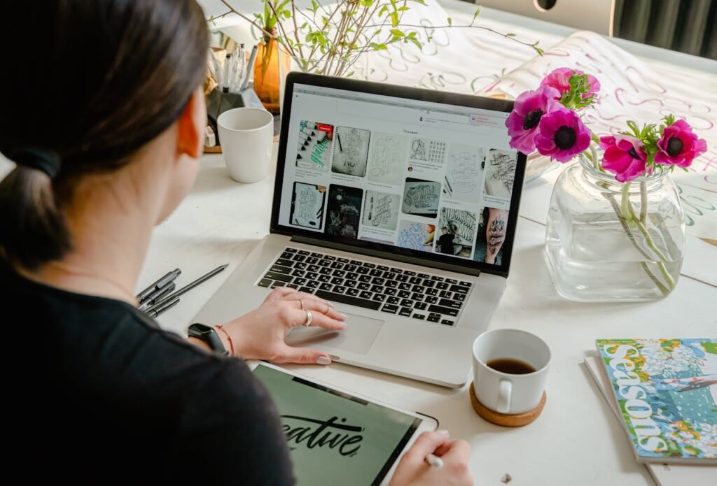 Free Mockup and Artwork Free Mockup and Artwork